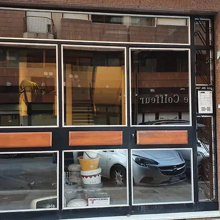 Pensión Akita Dimora 3*