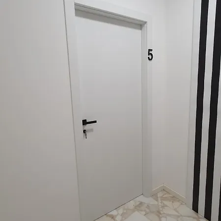 Akita Dimora Μπάρι