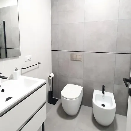 Akita Dimora 게스트하우스 바리